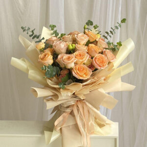 Luxe Peach Serenade – Warm Rose Bouquet for Joyful Souls & Golden Moments
